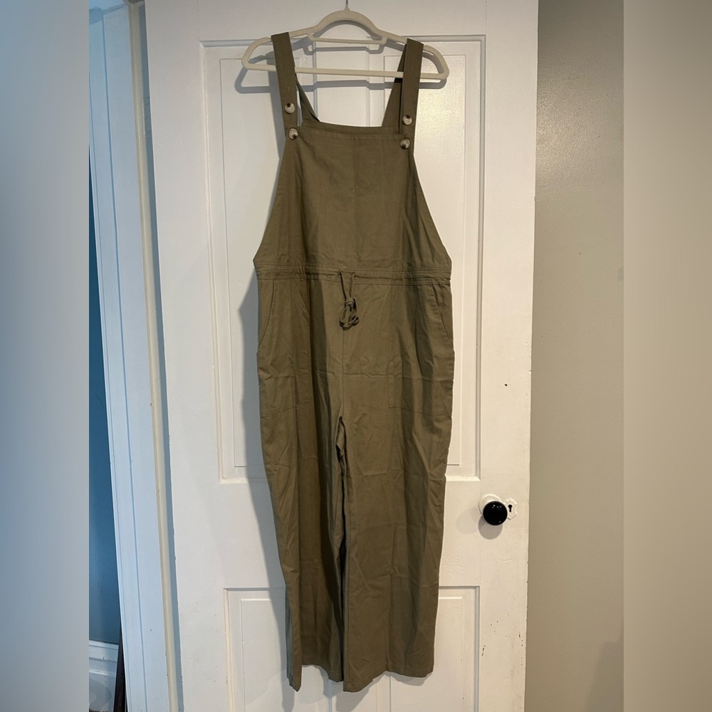 Brand new boutique brand overalls